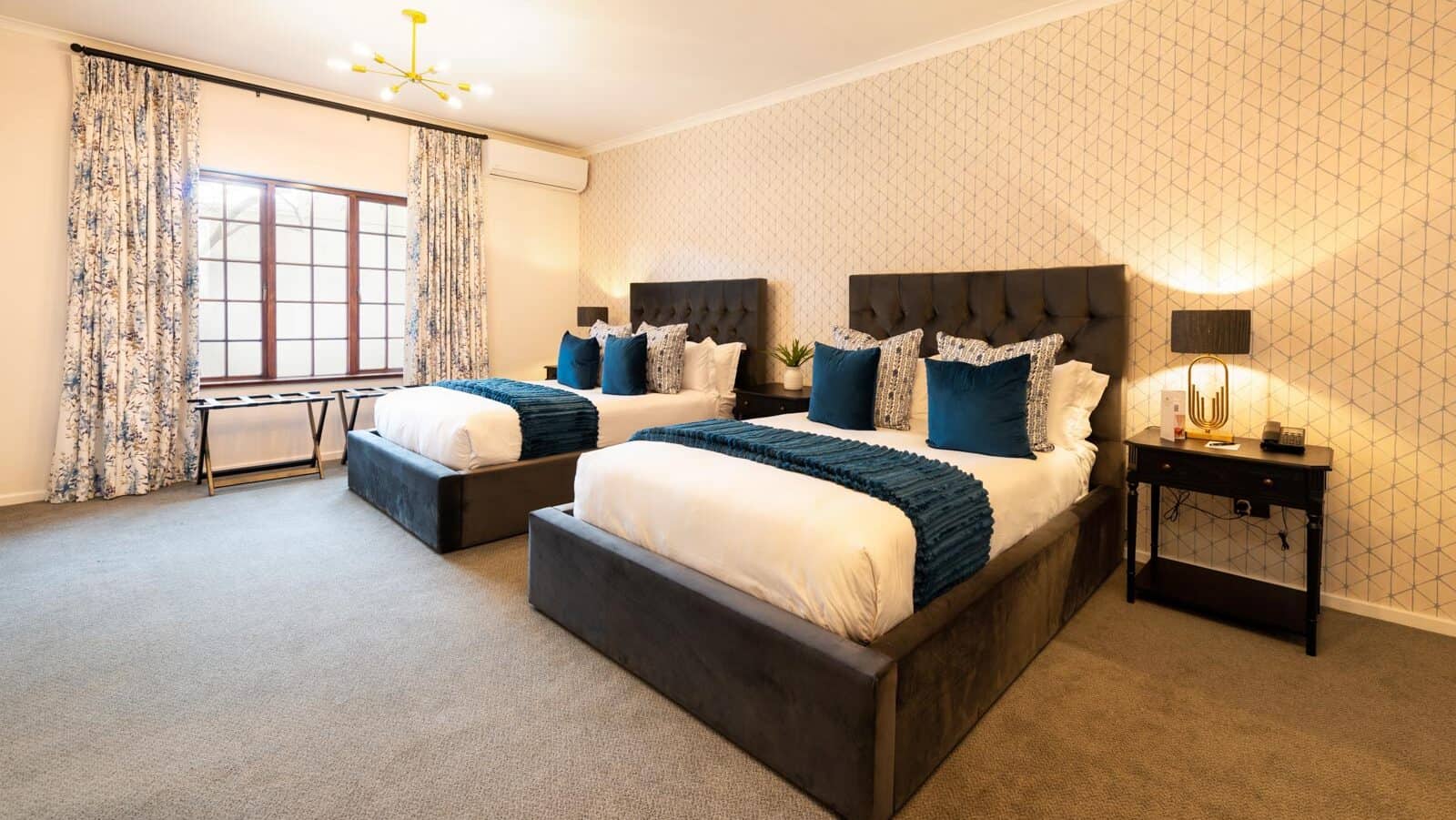 Deluxe Twin Room 1 E1730712276526